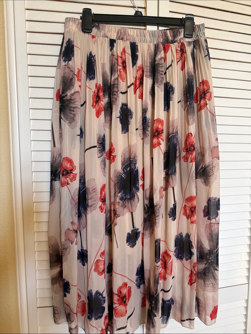 Floral chiffon Midi Skirt in Cream with Red & Navy Flowers